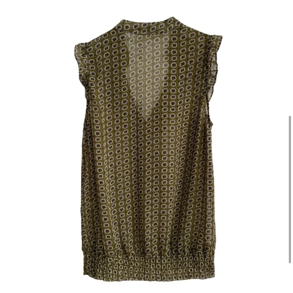 TIN HAUL WESTERN OLIVE PURPLE
RUFFLE SLEEVELESS TOP SZ M - Picture 5 of 5